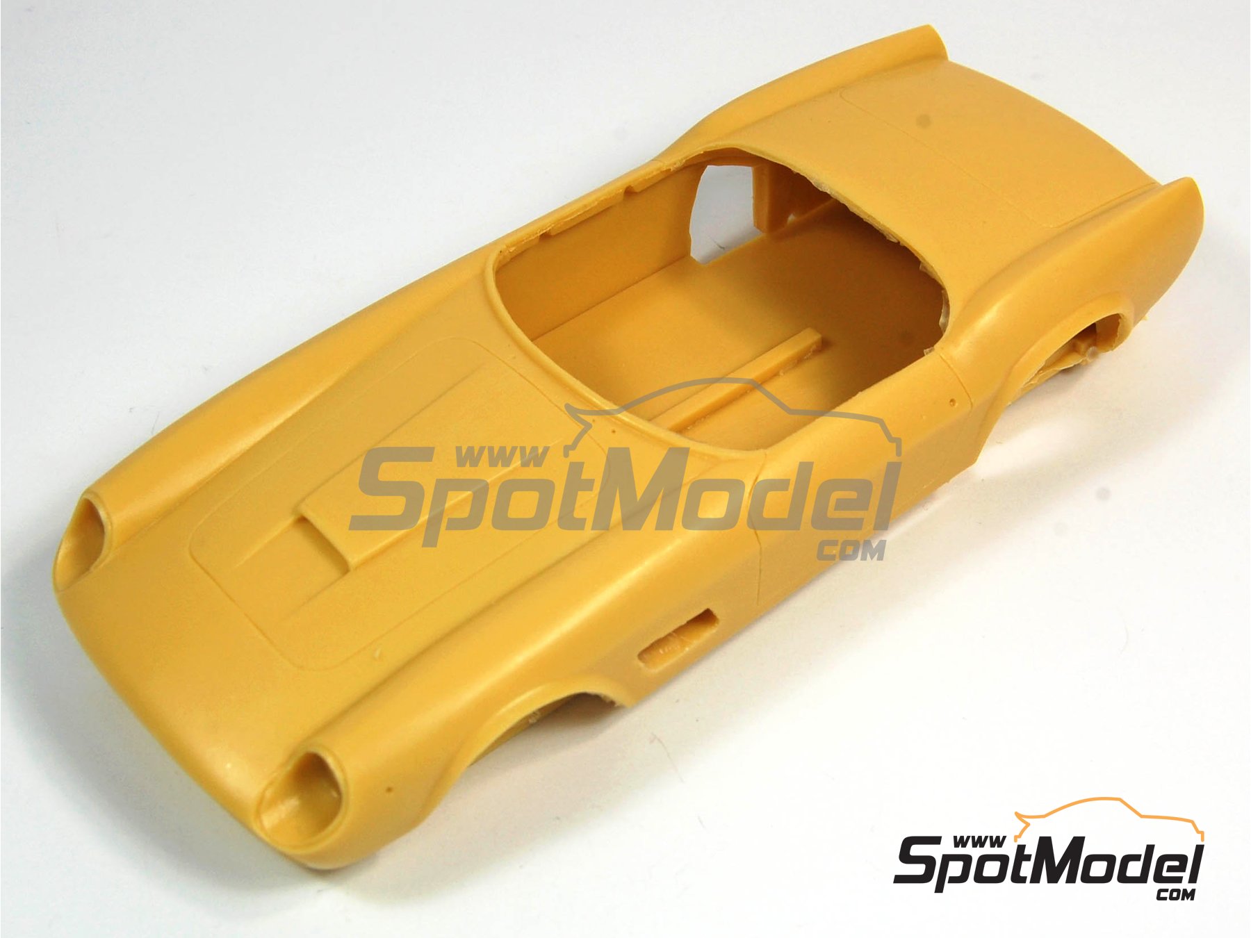 Renaissance Models 24-01B: Car scale model kit 1/24 scale